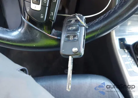 2016 Volkswagen Passat 1.8T Se z USA, uszkodzony, nr VIN 1VWBT7A37GC010211